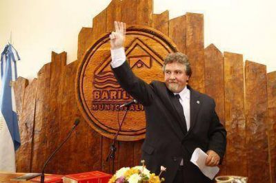 �Vamos a resistir cualquier intento de golpe institucional�, advirti� Goye  