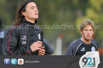 Leo Gonz�lez es el primer refuerzo de Olimpo de Bah�a Blanca				 Noticias