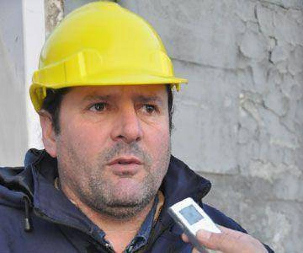 La UOCRA quiere negociar con las empresas por mano de obra local 