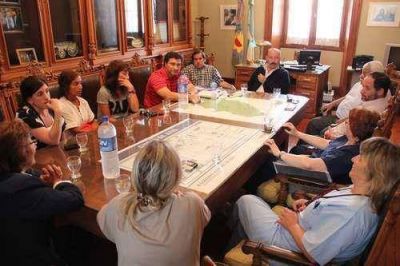 El Intendente recibi� a m�dicos y especialistas del Hospital Pintos