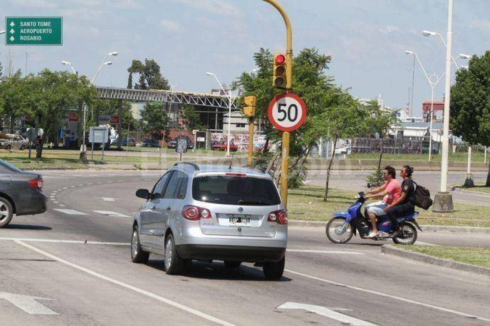 Ya se labran multas en avenida Alem