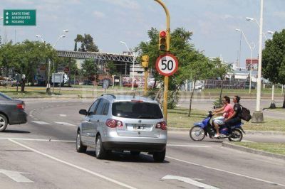 Ya se labran multas en avenida Alem