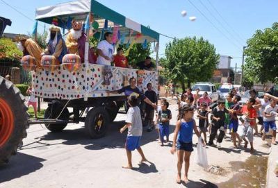 Malvinas Argentinas:  Los Reyes Magos ya iniciaron su cl�sica recorrida