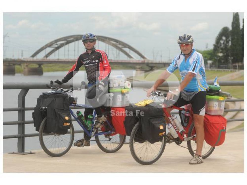 De Rosario a Uruguay en bicicleta