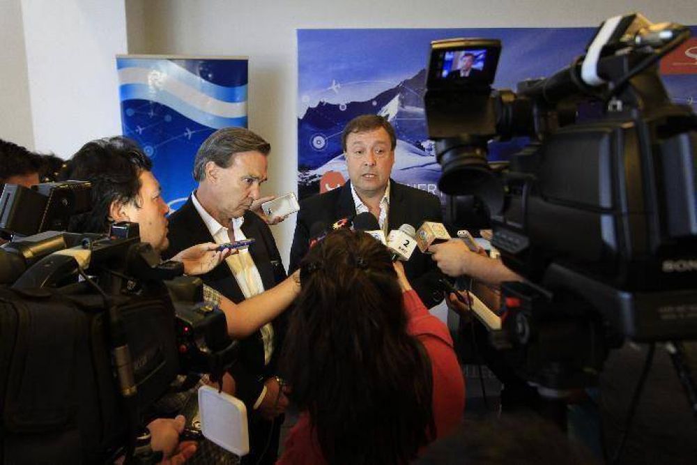 Weretilneck responsabiliz� a Goye por los saqueos 