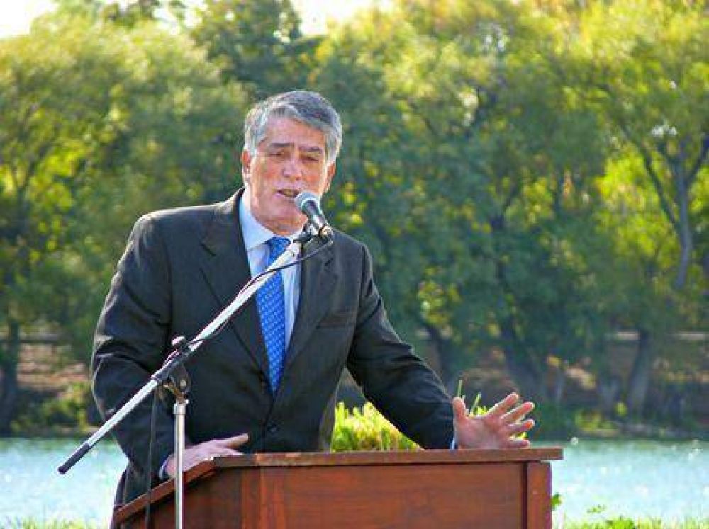 Oficialismo y oposici�n destacan la figura pol�tica de Ferreira  