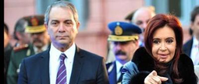 Fuerte defensa de Alak y del festejo en la ESMA