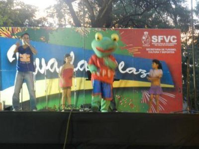 Diversi�n en familia: �Viva la plaza� lleg� a Banda de Varela