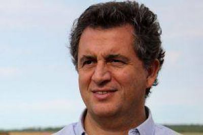 La Rural celebr� la cautelar y dispar� contra Alak