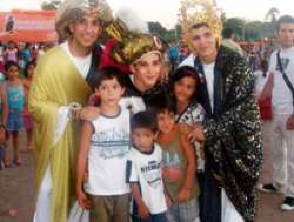 Llegan los Reyes Magos al Parque Urbano Laguna Arg�ello	