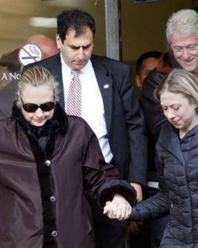 La salud de Hillary genera dudas sobre su futuro