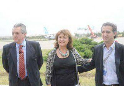 Insisten con Zapala como aeropuerto alternativo y piden ayuda econ�mica  