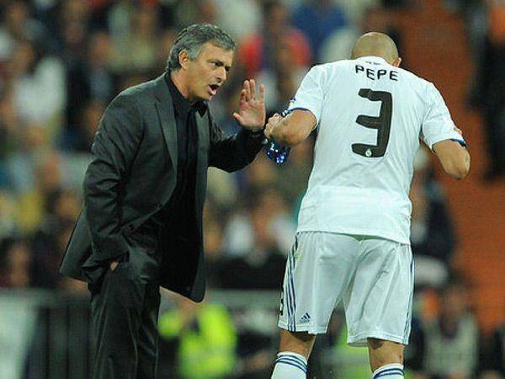 Mourinho no asistir� a ceremonia del Bal�n de Oro