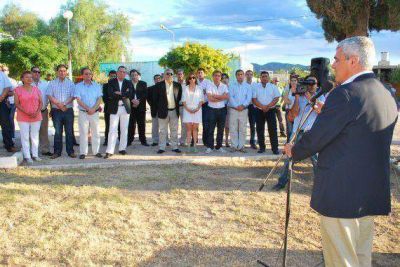 El Gobierno inaugur� proyectos en Quines 