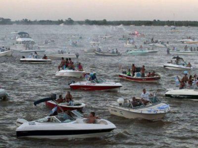 La Caravana N�utica de los Deseos fue postergada para hoy por mal tiempo