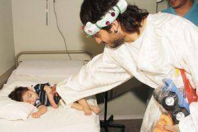 Los ni�os internados en el Hospital Rawson vivieron una tarde con los Reyes Magos 