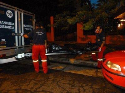 Encuentran muerta a una mujer en su departamento 