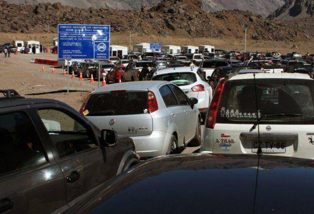 A partir de ma�ana, hay restricciones para viajar a Chile 