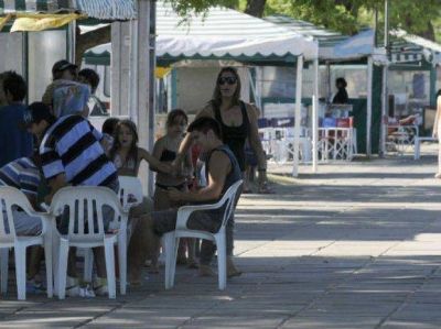 Cada vez m�s rosarinos quieren poner puestos de venta ambulante de comida 