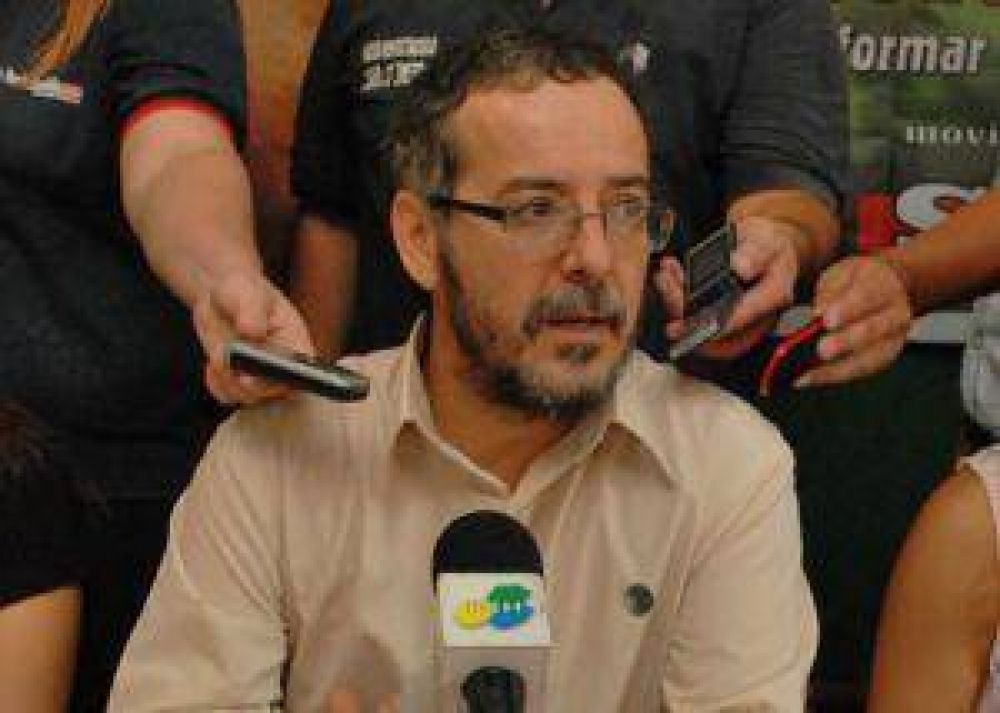 La postulaci�n de Capitanich ser� testimonial y al servicio de Cristina, sostiene Libres del Sur 