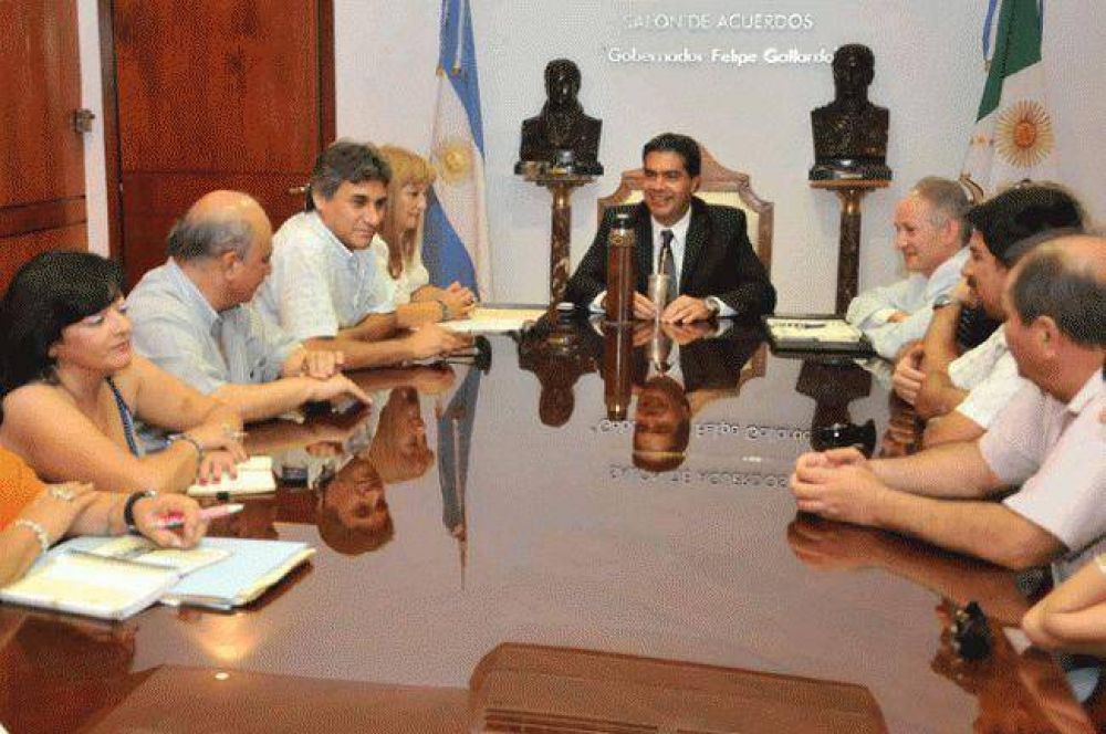 El Gobierno suspendi� la reuni�n programada con ATECH 