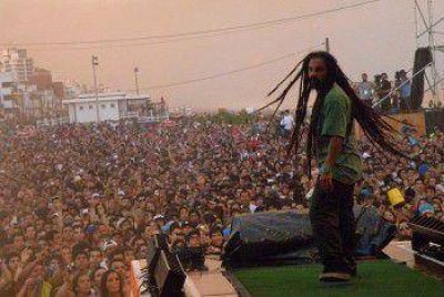 Quince mil personas vibraron con �Dread Mar I� en la playa de Villa Gesell