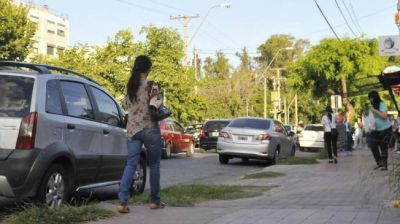 Otro barrio que deja de ser residencial