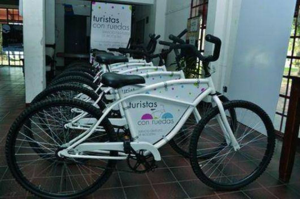 El 70% de los que ocupan las bicis de "Turismo con ruedas" son correntinos