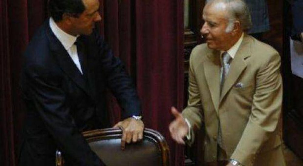 Scioli "Yo no reniego de eso: aprecio mucho y estoy agradecido a Menem"