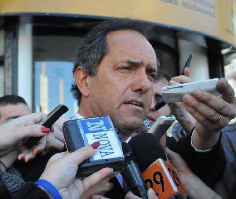 Scioli sobre Menem: "No reniego de mi origen, ahora parece que nadie fue, ninguno se acuerda"