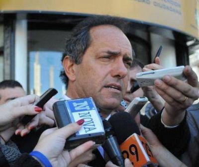 Scioli sobre Menem: "No reniego de mi origen, ahora parece que nadie fue, ninguno se acuerda"