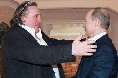 Putin le entreg� el pasaporte ruso a Depardieu