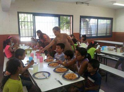 Las escuelas de San Isidro siguen con sus comedores en el verano