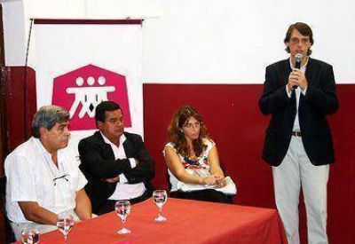 La Caldera y Vaqueros se suman al sistema de mediaci�n comunitaria. 