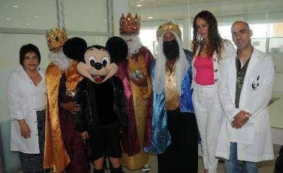 Los Reyes Magos repartieron regalos en Hospitales de Malvinas Argentinas