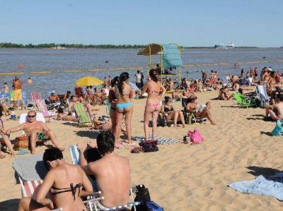 "Proponemos que en parques y playas de la ciudad haya zonas francas libres de humo" 