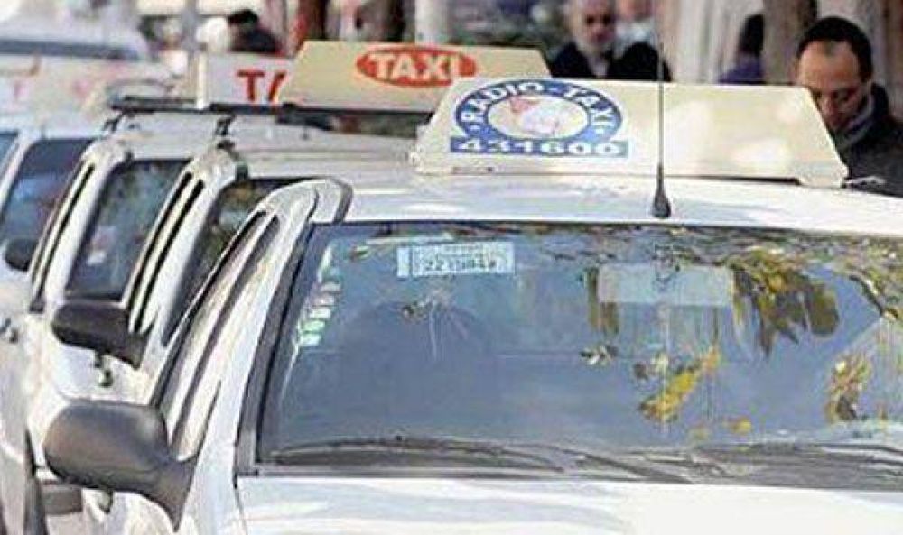 Taxistas presentar�n pedido de aumento de las tarifas