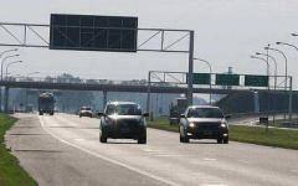 Se mantiene el levantamiento de barreras en la Autopista 