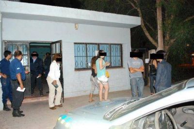 Comenz� a aplicarse la Ley que proh�be el funcionamiento de cabarets, wisker�as y prost�bulos