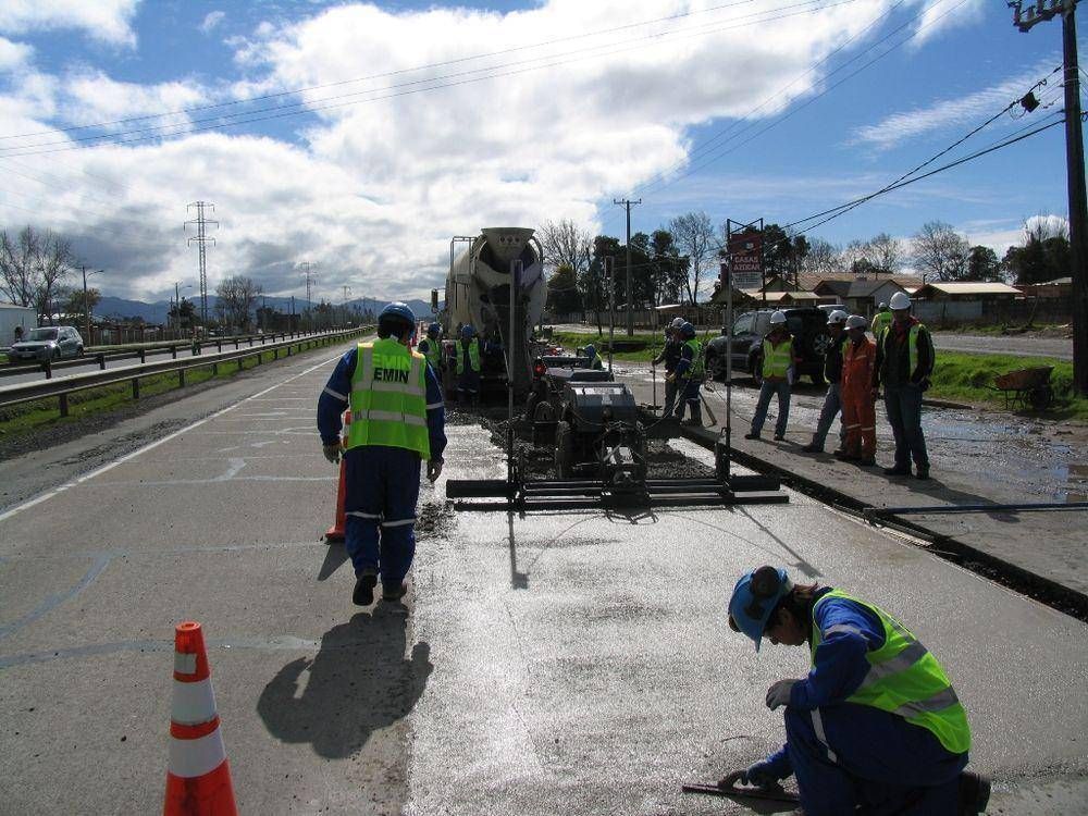Comienzan las obras de repavimentaci�n en H�roes de Malvinas y la reconstrucci�n de Caseros y Pringles