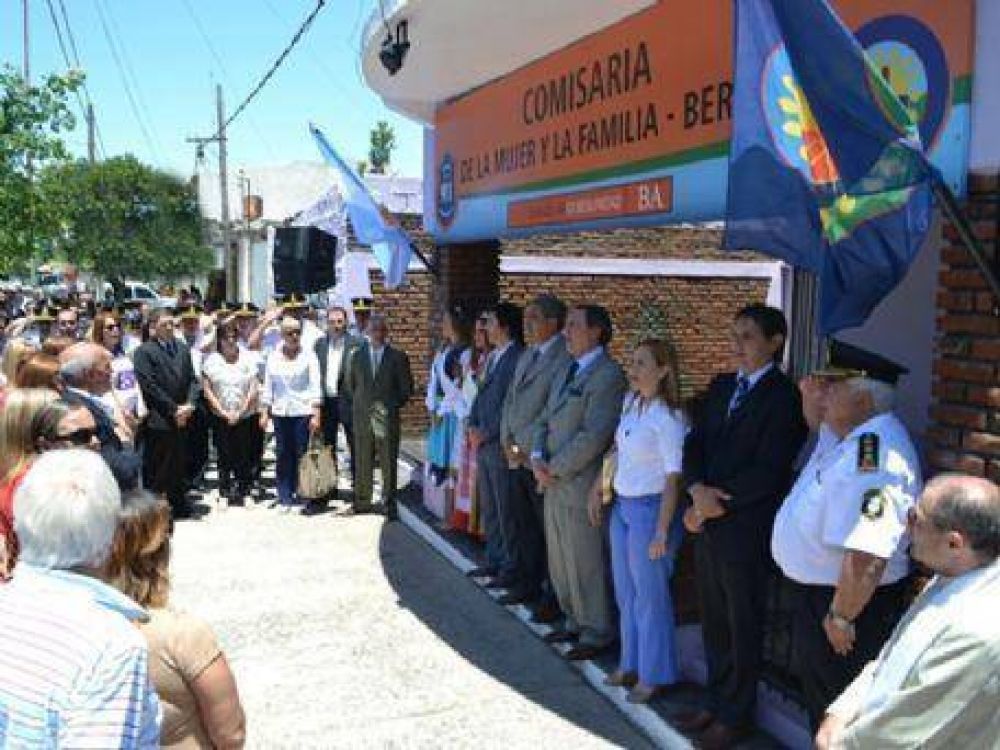 Enrique Slezack: �La comisar�a de la Mujer es una inversi�n para la ciudad en materia de seguridad