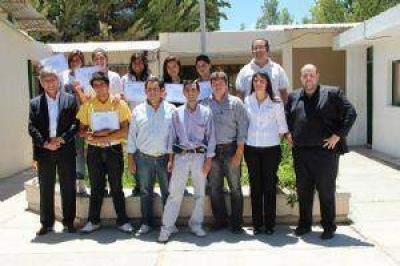Estudiantes de J�chal e Iglesia desarrollaron su propia empresa