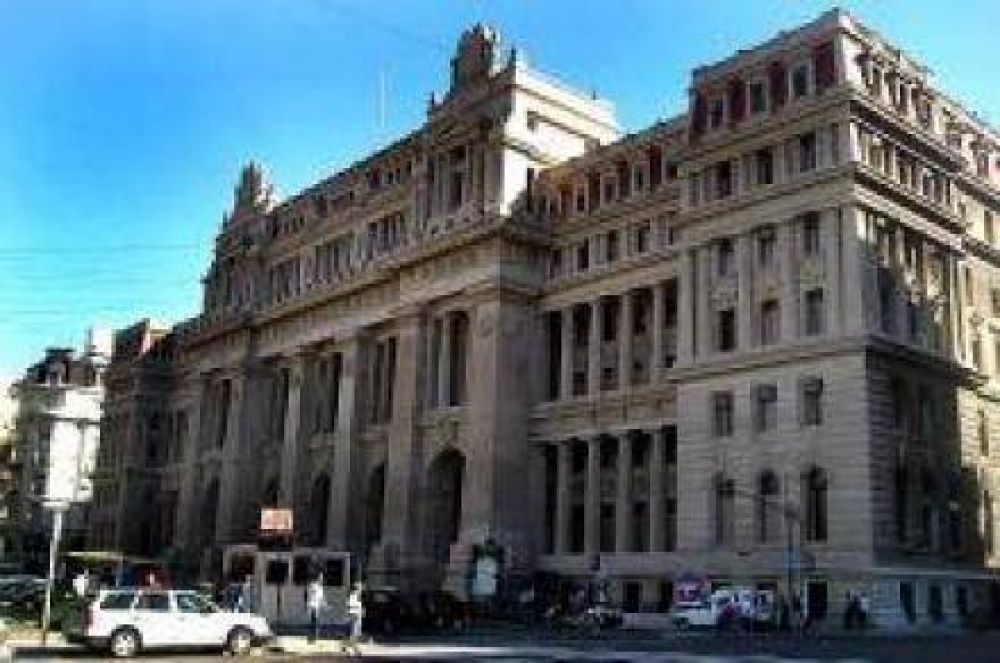 La C�mara aclar� que habilit� la feria por pedido de la Corte Suprema  