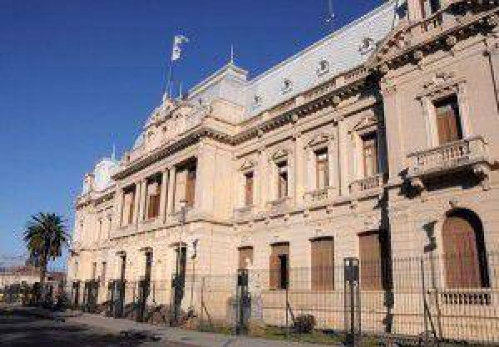 Instalar�n medidores de agua en todos los organismos de la Administraci�n P�blica Provincial 