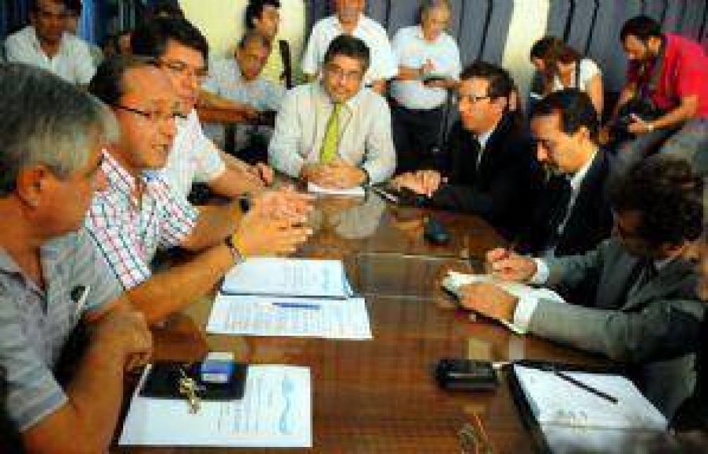 La DGE pidi� postergar la paritaria y en el SUTE se enojaron 