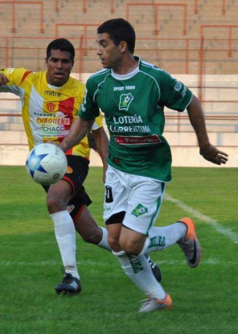 El goleador Carlos Castilla se reintegr� al plantel de Textil Mandiy� 