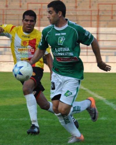 El goleador Carlos Castilla se reintegr� al plantel de Textil Mandiy� 