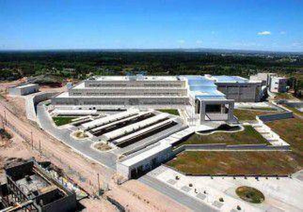 Destinar�n $6 millones para otro estacionamiento en la Legislatura  