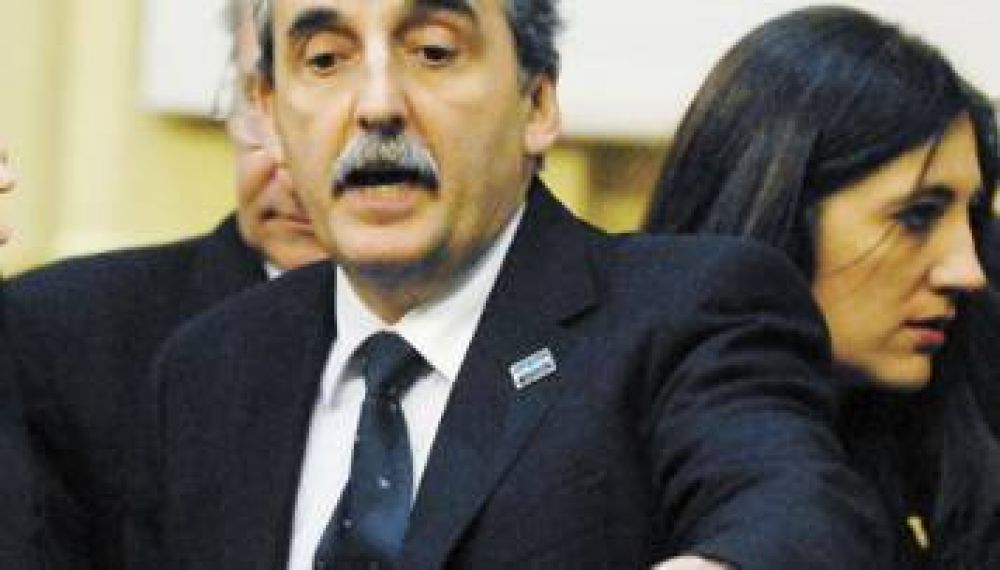 Presiona Moreno para crear una central de empresarios kirchneristas