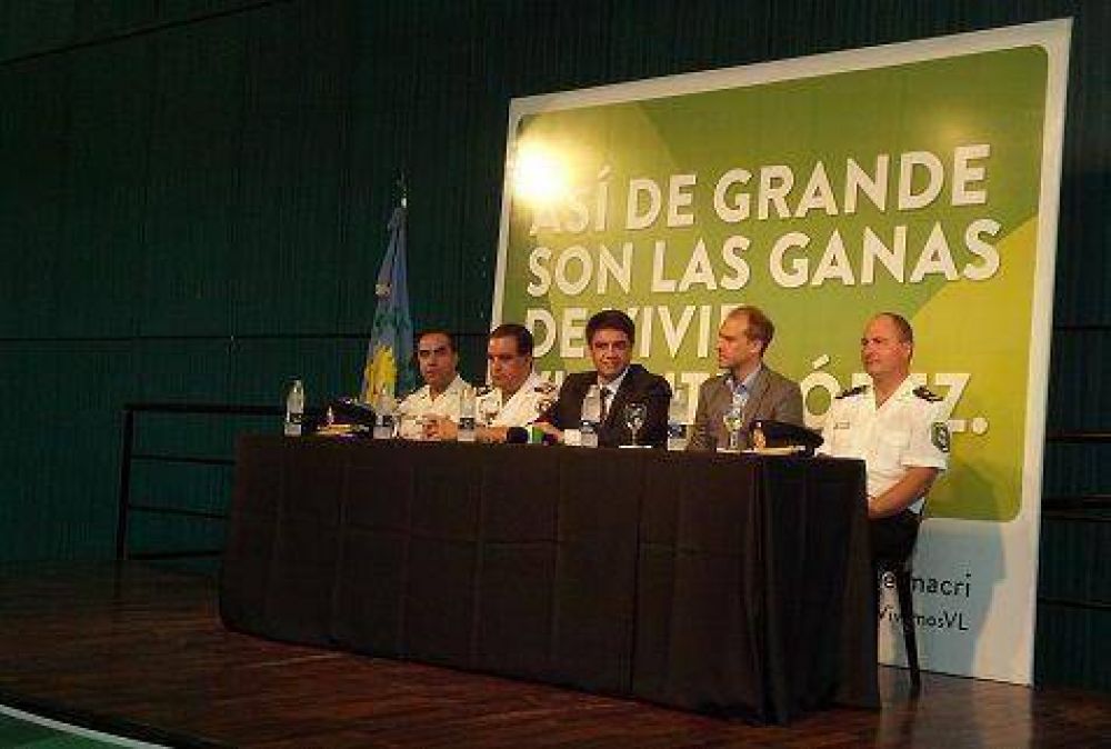 Vicente L�pez y San Fernando reconocieron a la Bonaerense